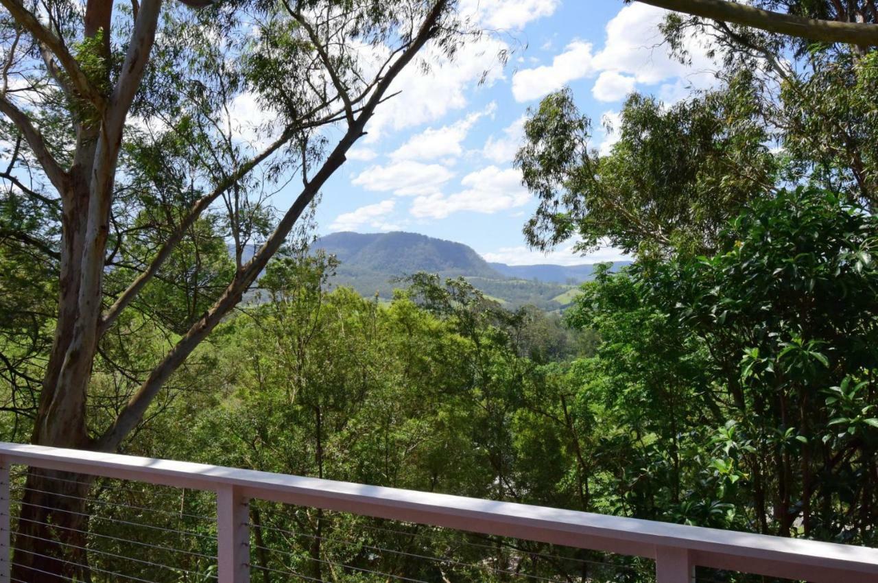 Treetops - Three Bedroom With Great Views, In The Village! * Kangaroo Valley